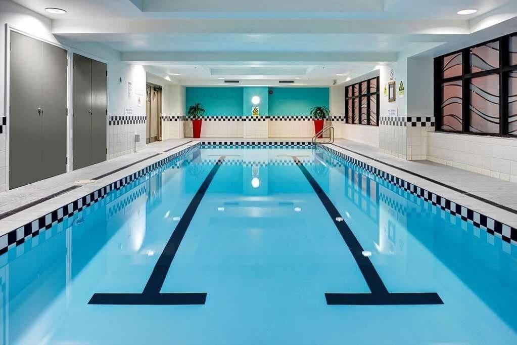 Highrise Studio Apartment W/ Ac, Pool & Gym In Auckland Cbd Exterior photo